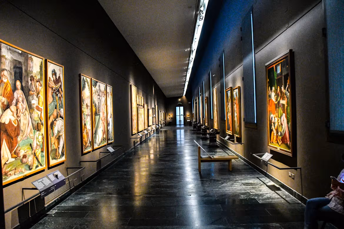 How Art Galleries Discover and Support New Talent